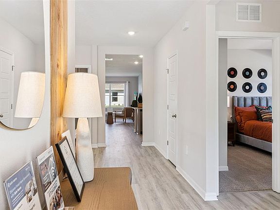 3rd image of 3538 Roden Rd