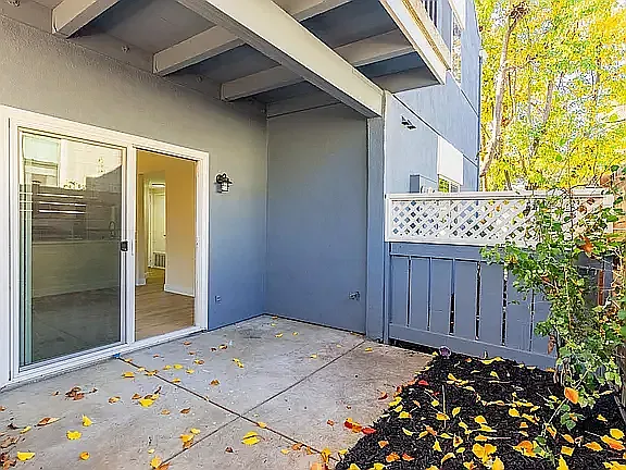 4590 Augustine St #2 — Photo 22