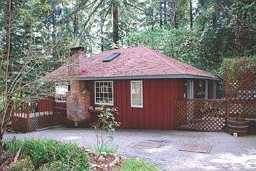 1st image of 215 Boulder Brook Dr