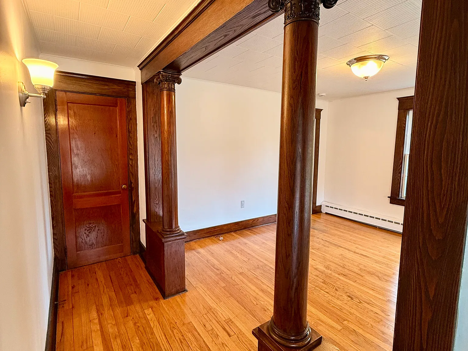 1 bed, 500 sqft, $1,300 — Photo 2