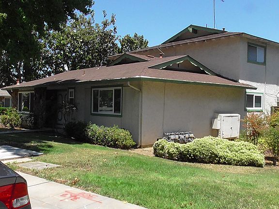 2nd image of 1570 Tenaka Pl APT 1