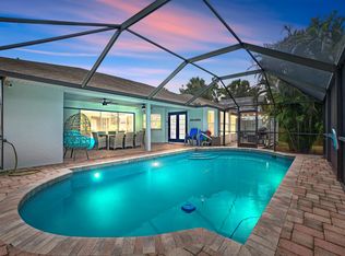 102 Redgrave Dr, Sebastian, FL 32958
