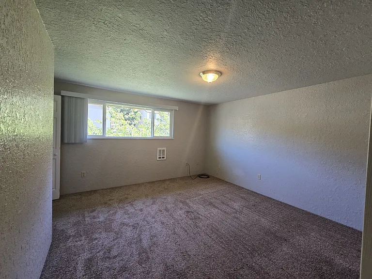 124 Atkinson Ct #15 — Photo 5