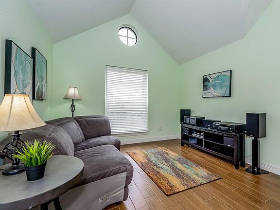 3rd image of 4259 Leighann Lane Dr