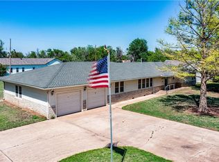 1201 E Foreman St, El Reno, OK 73036