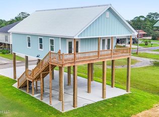 4082 Pennsylvania St, Bay Saint Louis, MS 39520