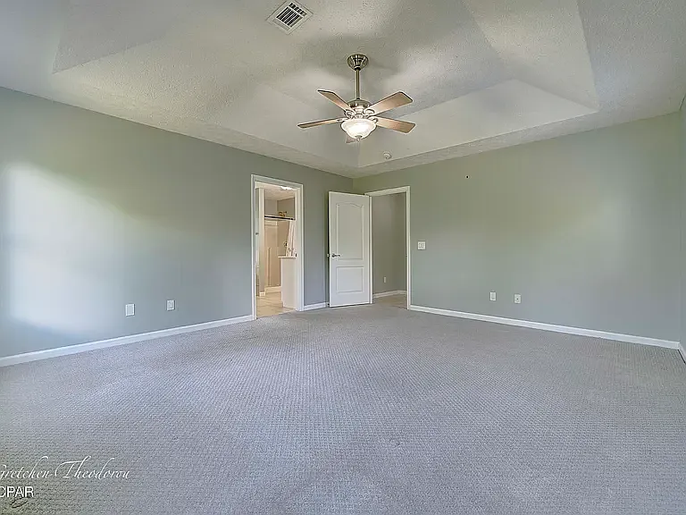 4704 Shannon Ln — Photo 13