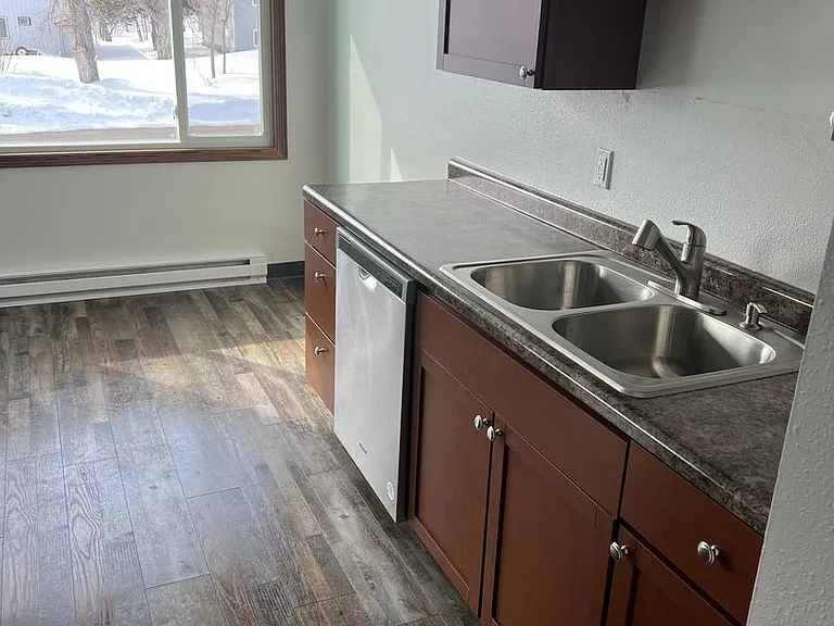 117 N 3rd St — Photo 11