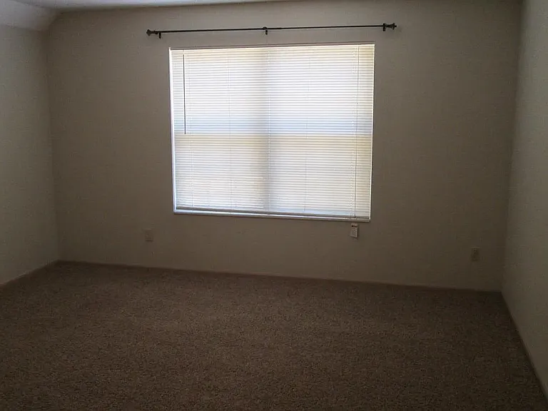 11 Newton Square Dr #1 — Photo 17