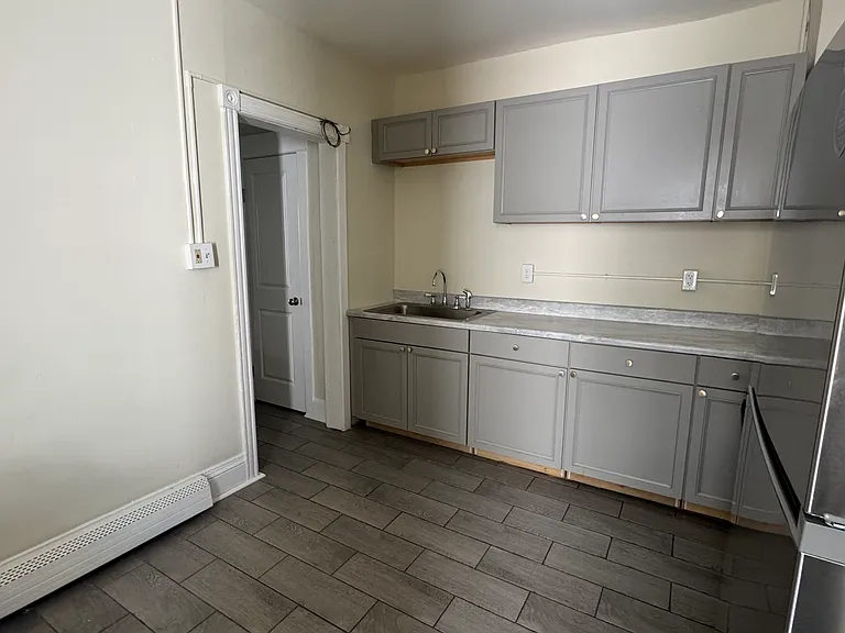 1151 E 4th St #2 — Photo 2