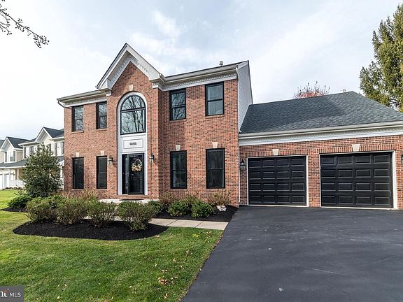 2nd image of 4848 Tall Oak Ct