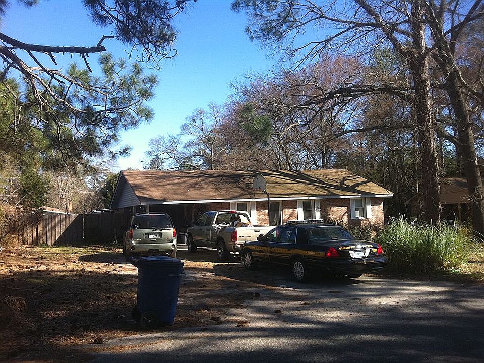 2nd image of 505 Ashby Rd