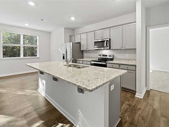 3rd image of 9906 Peacefield Ln