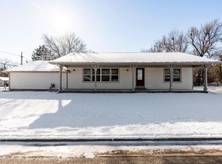 1031 N Main St, Andover, KS 67002