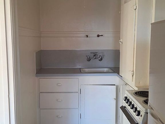 4th image of 4302 SW Alaska St APT 311