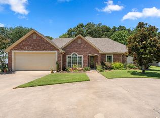 813 Rs County Rd #3346, Emory, TX 75440