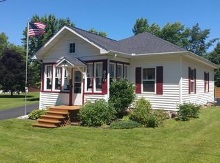 920 Barnard St, Antigo, WI 54409