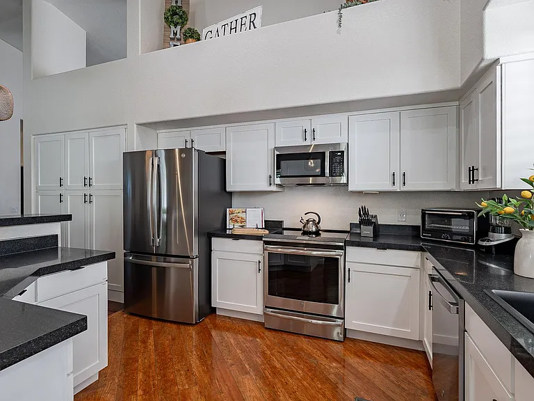 Slab Granite Counters