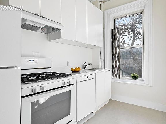 2nd image of 298 Greene Ave #2