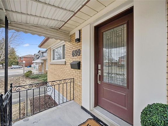 4th image of 699 Frederick St