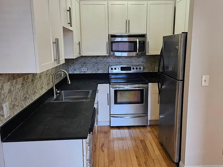 1933 Sidney St #A — Photo 1