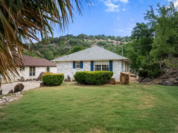 305 Mountain Vw, Sunrise Beach, TX 78643