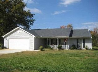 2912 Cavern Trl, Statham, GA 30666