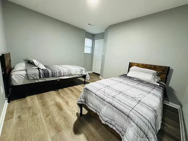 500 Denham St — Photo 15