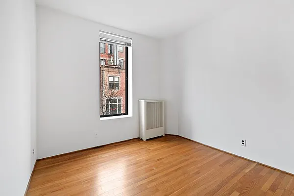 Rented by Douglas Elliman | media 6