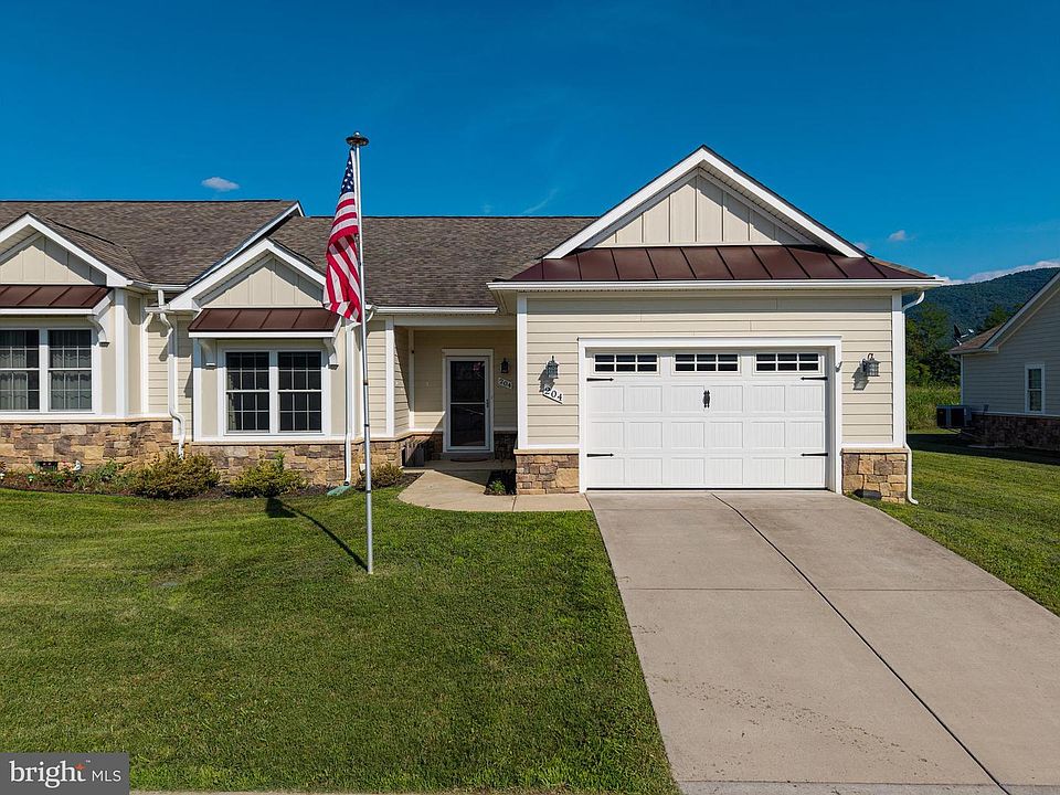 1st image of 204 Grafton Ct