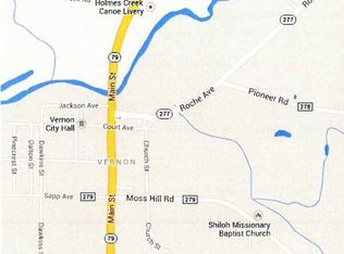 3014 Main St, Vernon, FL 32462