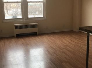 935 N Main St APT 205, Rockford, IL 61103