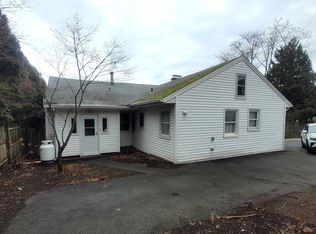 123 Bridge St, Groton, CT 06340