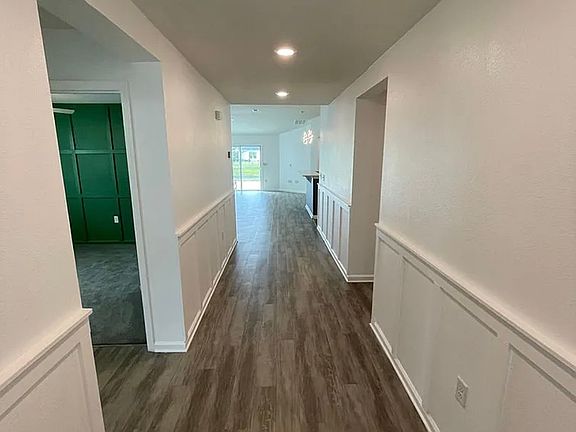 3rd image of 14916 Durbin Cove Way