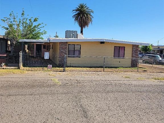 3rd image of 206 Chestnut Dr