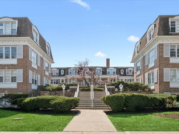 2234 Central St APT 3, Evanston, IL 60201