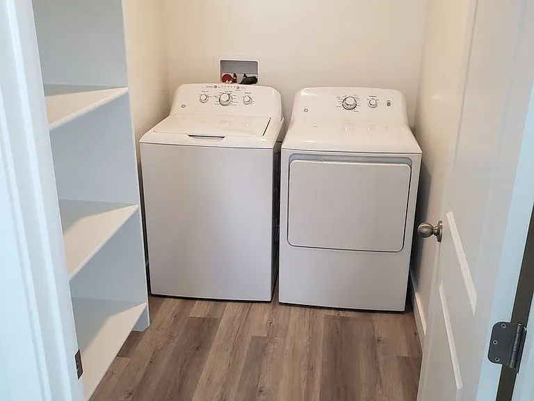 501 S May Dr #501 — Photo 4