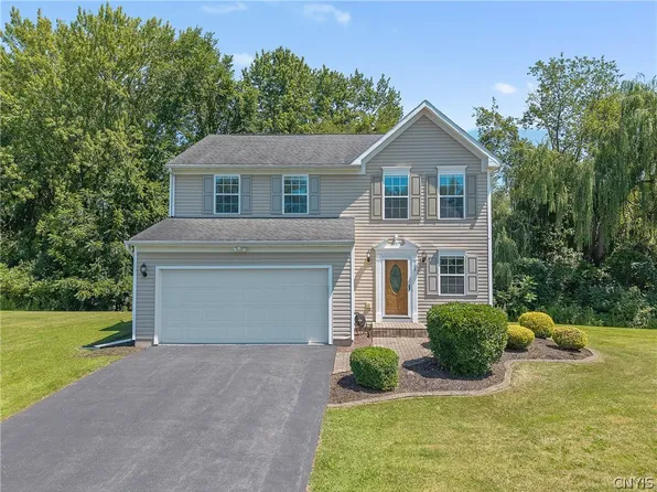 106 Victory Ln, Warners, NY 13164