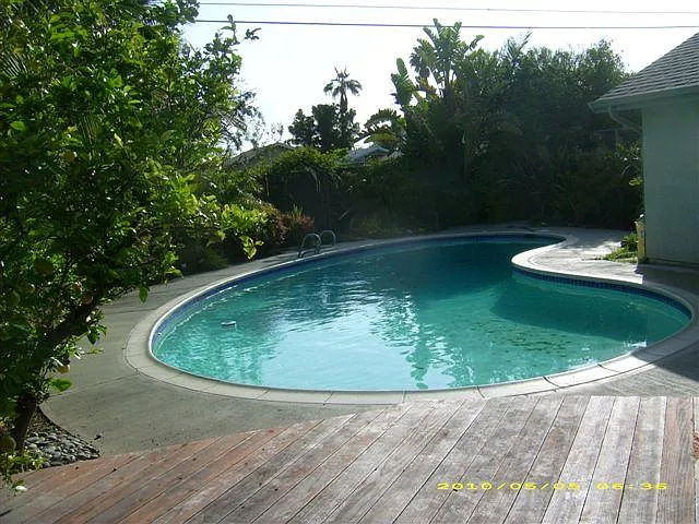 3 bed, 1.5 bath, 2000 sqft, $3,800 — Photo 2