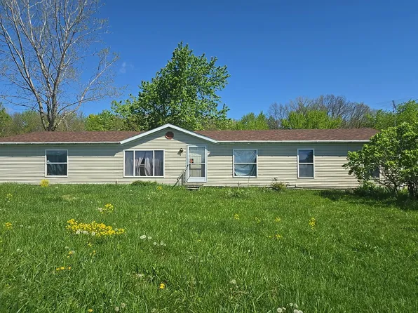 38724 24th Ave, Gobles, MI 49055