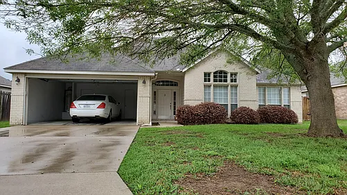8523 Oak Xing Photo 1