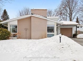 185 Withrow Ave, Ottawa, ON K2G3N6