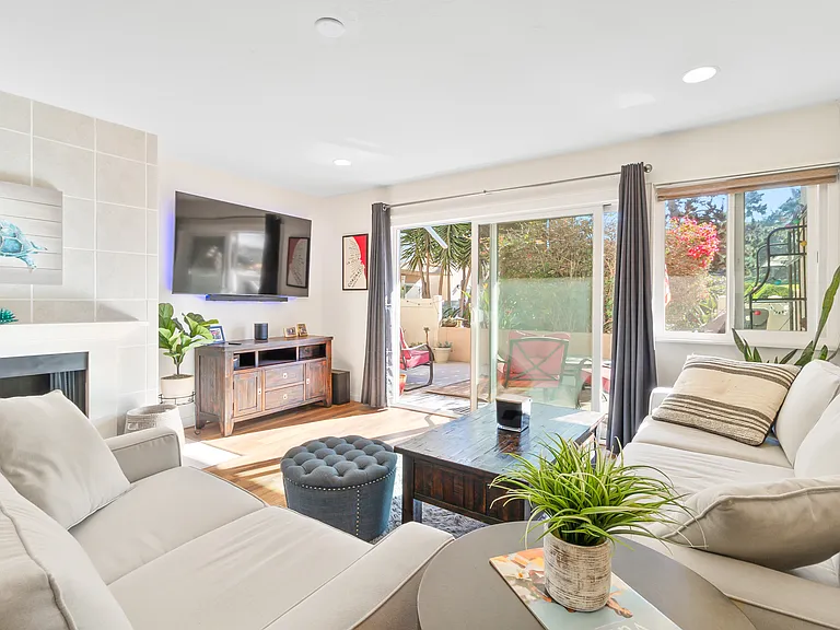 2607 Pirineos Way #109 — Photo 8