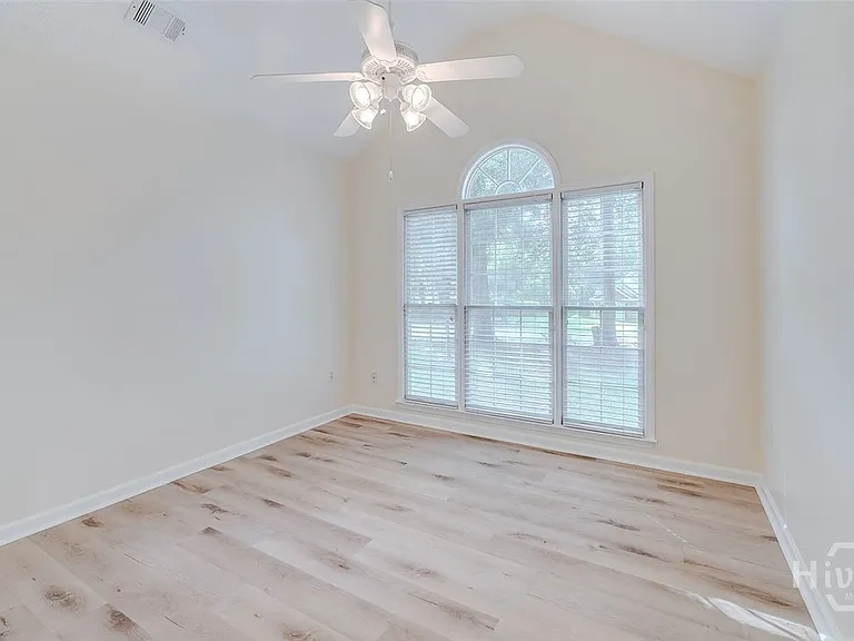 114 Red Bluff Cir — Photo 19