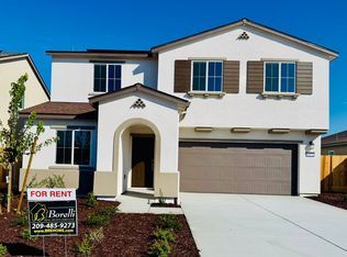 1672 Cameo Dr, Los Banos, CA 93635