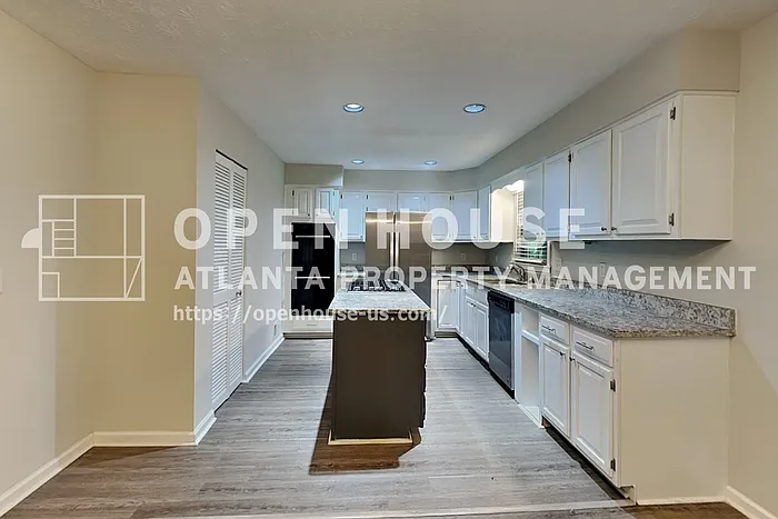 3978 Catalina Dr — Photo 9