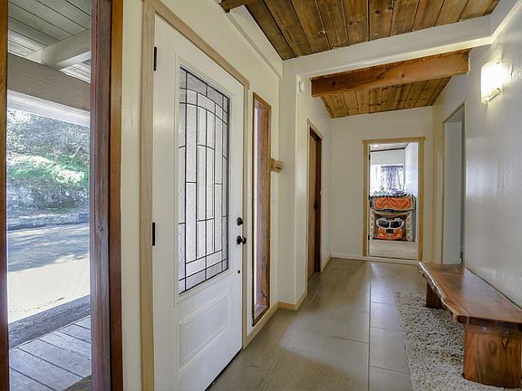 5th image of 185 Larita Dr