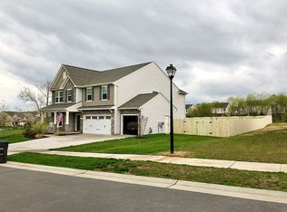 4524 Wedge Dr, Pfafftown, NC 27040