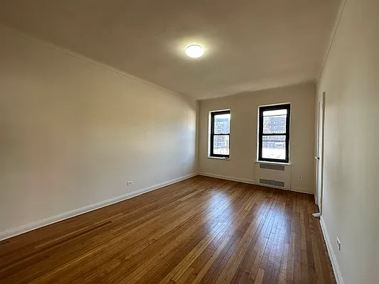 Rented by Queens Apartments Realty LLC | media 14