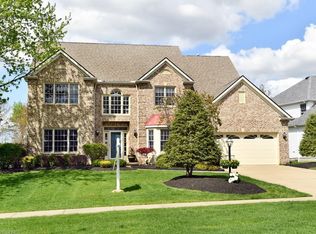 16346 Falmouth Dr, Strongsville, OH